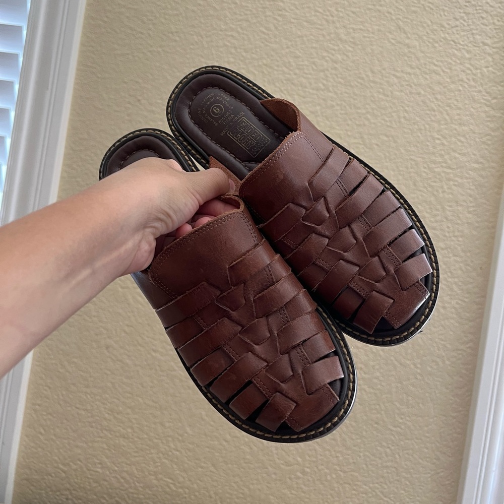 Women’s Vintage Sandals